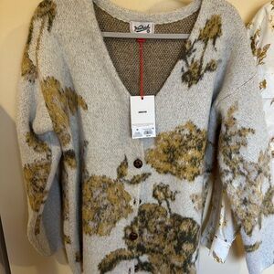 Woolrich Women's Cardigan - Gray and Gold Floral